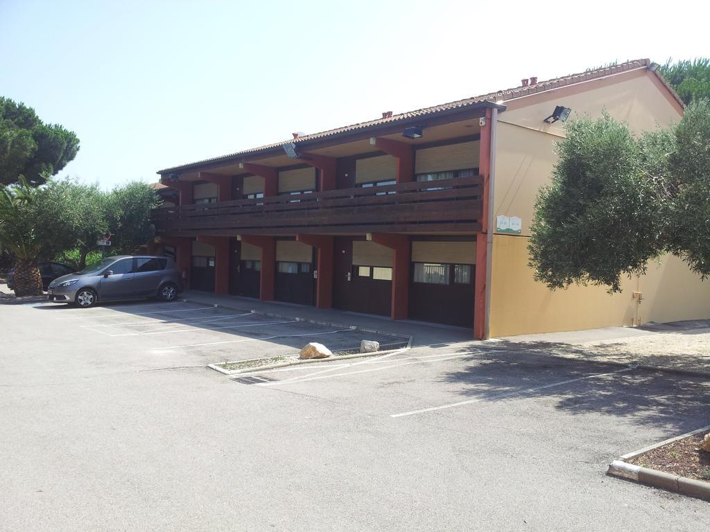 Campanile Perpignan Sud Hotel Exterior foto